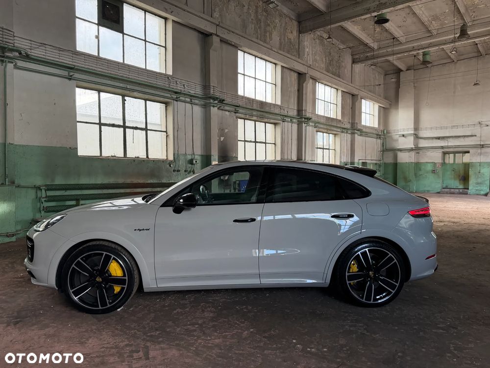 Porsche Cayenne - 6