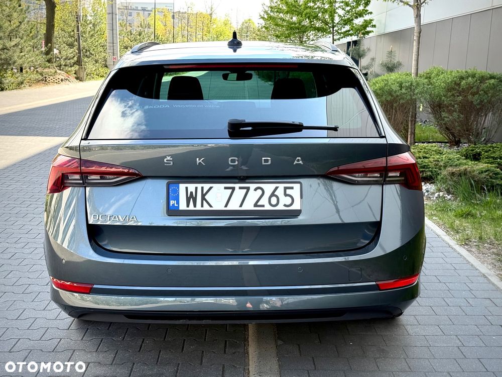 Skoda Octavia 2.0 TDI Ambition DSG - 10