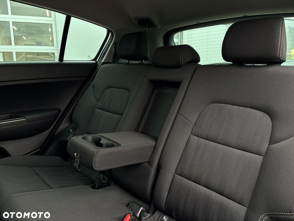 Kia Sportage 1.6 GDI M 2WD - 16