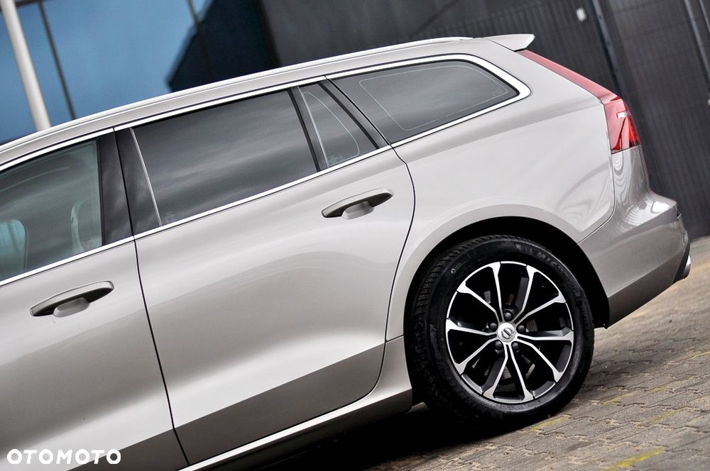 Volvo V60 D4 Geartronic Momentum - 4