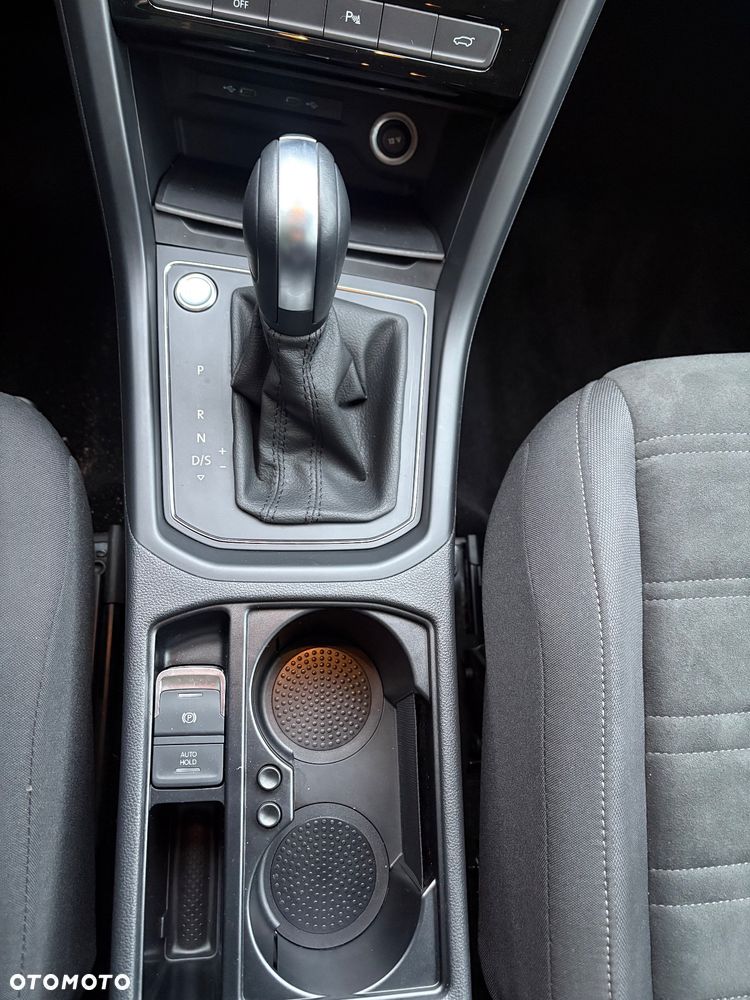 Volkswagen Touran 2.0 TDI BMT Active DSG - 26