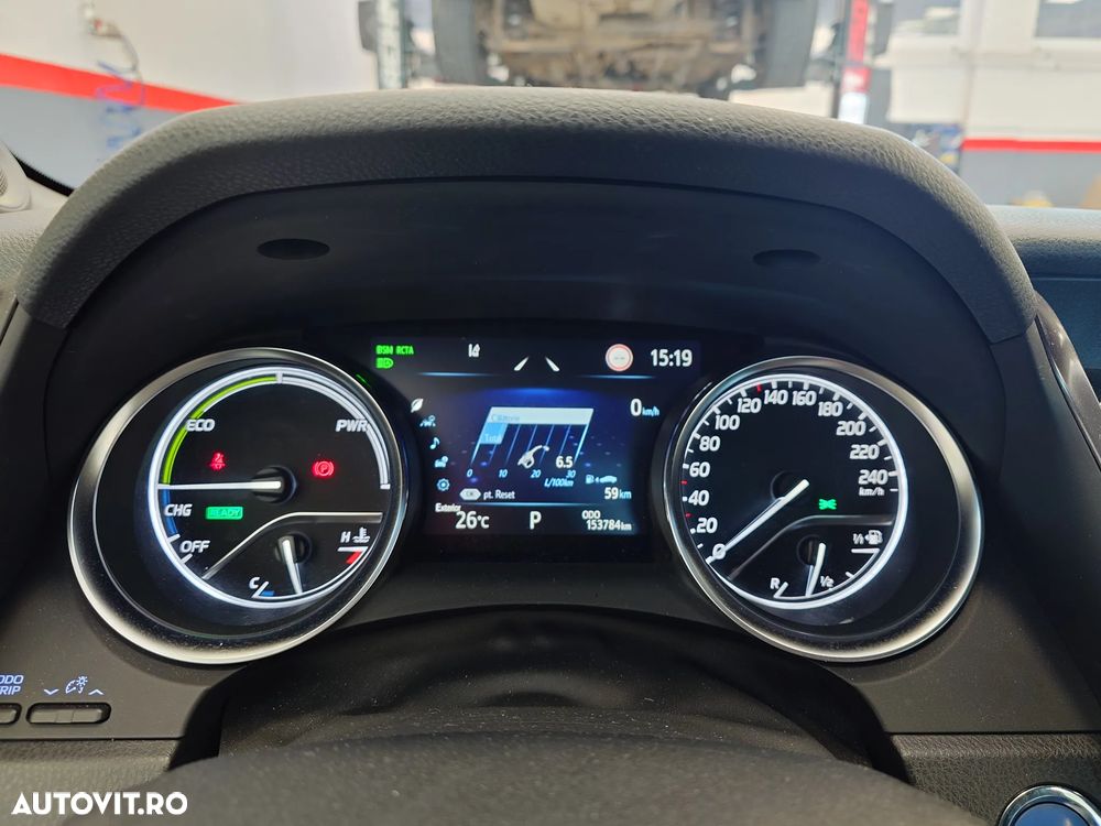 Toyota Camry 2.5 Exclusive - 13
