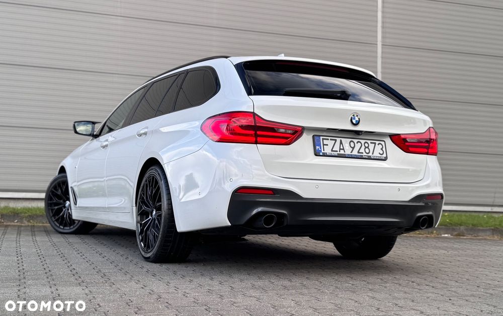 BMW Seria 5 520d Touring M Sport Edition - 16