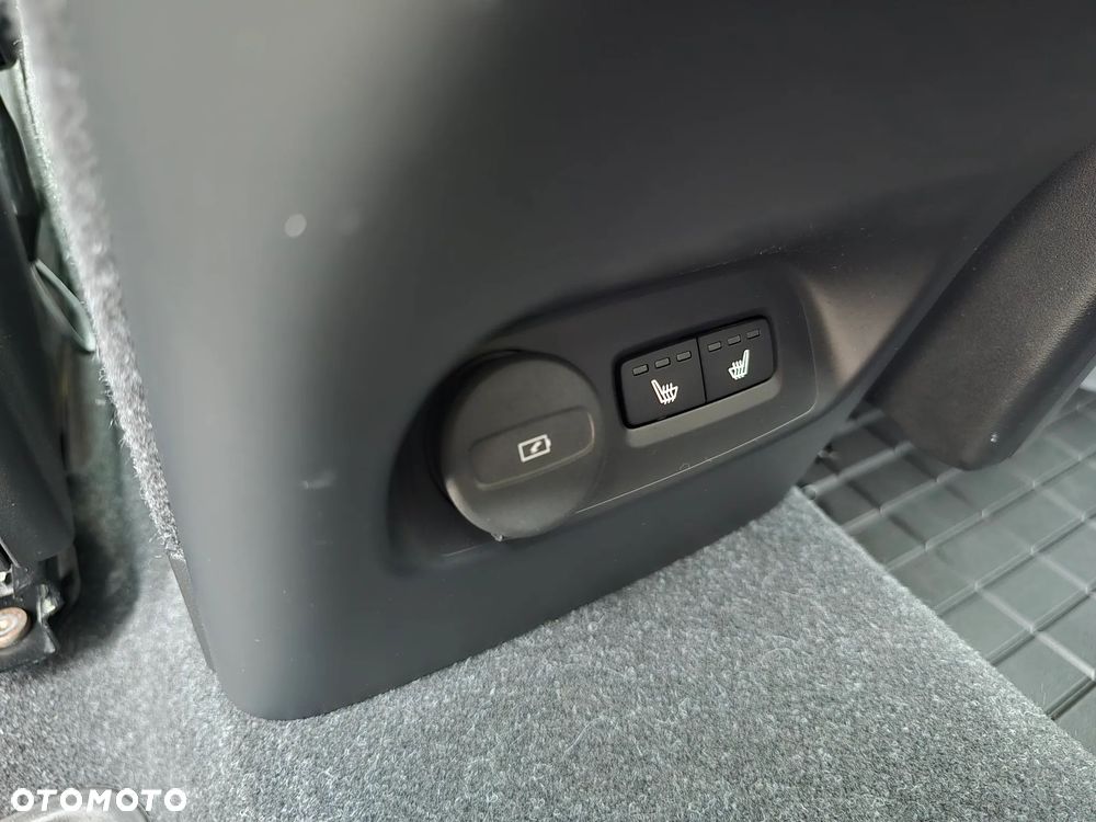 Volvo XC 40 B5 B AWD Inscription - 23