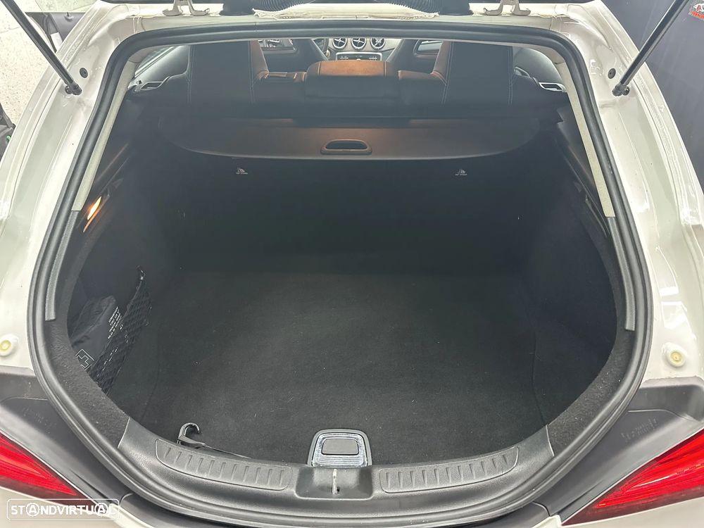 Mercedes-Benz CLA 200 d Shooting Brake Urban Aut. - 9