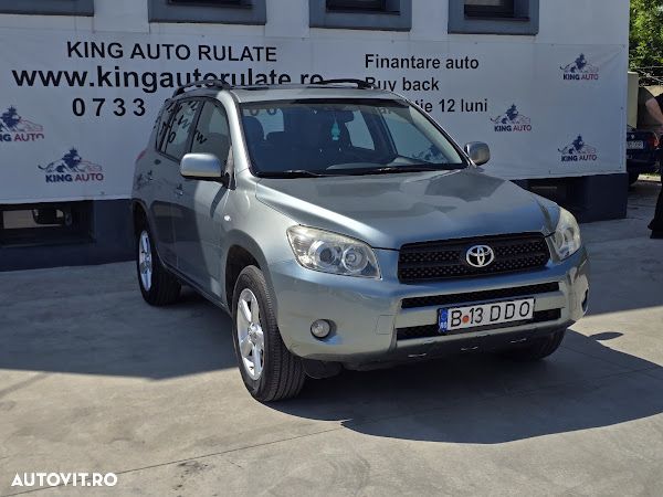 Toyota RAV4 - 4