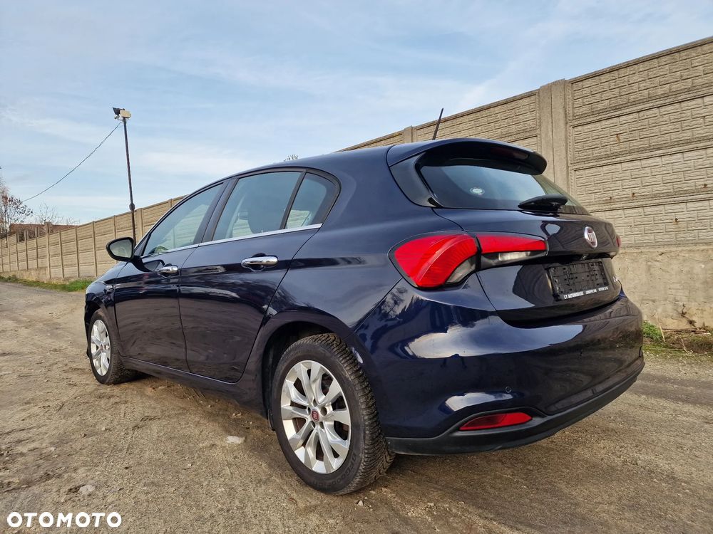 Fiat Tipo 1.6 MultiJet 16v Lounge - 3