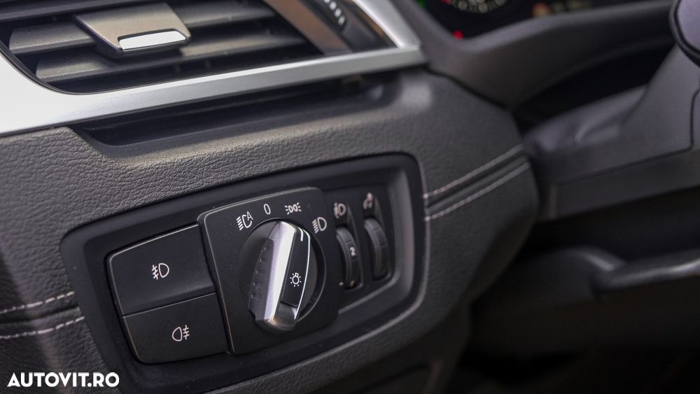 BMW X1 sDrive18d AT - 8