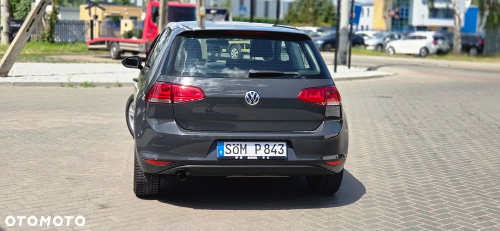 Volkswagen Golf 1.6 TDI BMT Highline - 11