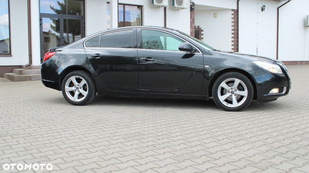 Opel Insignia 1.8 Elegance - 3