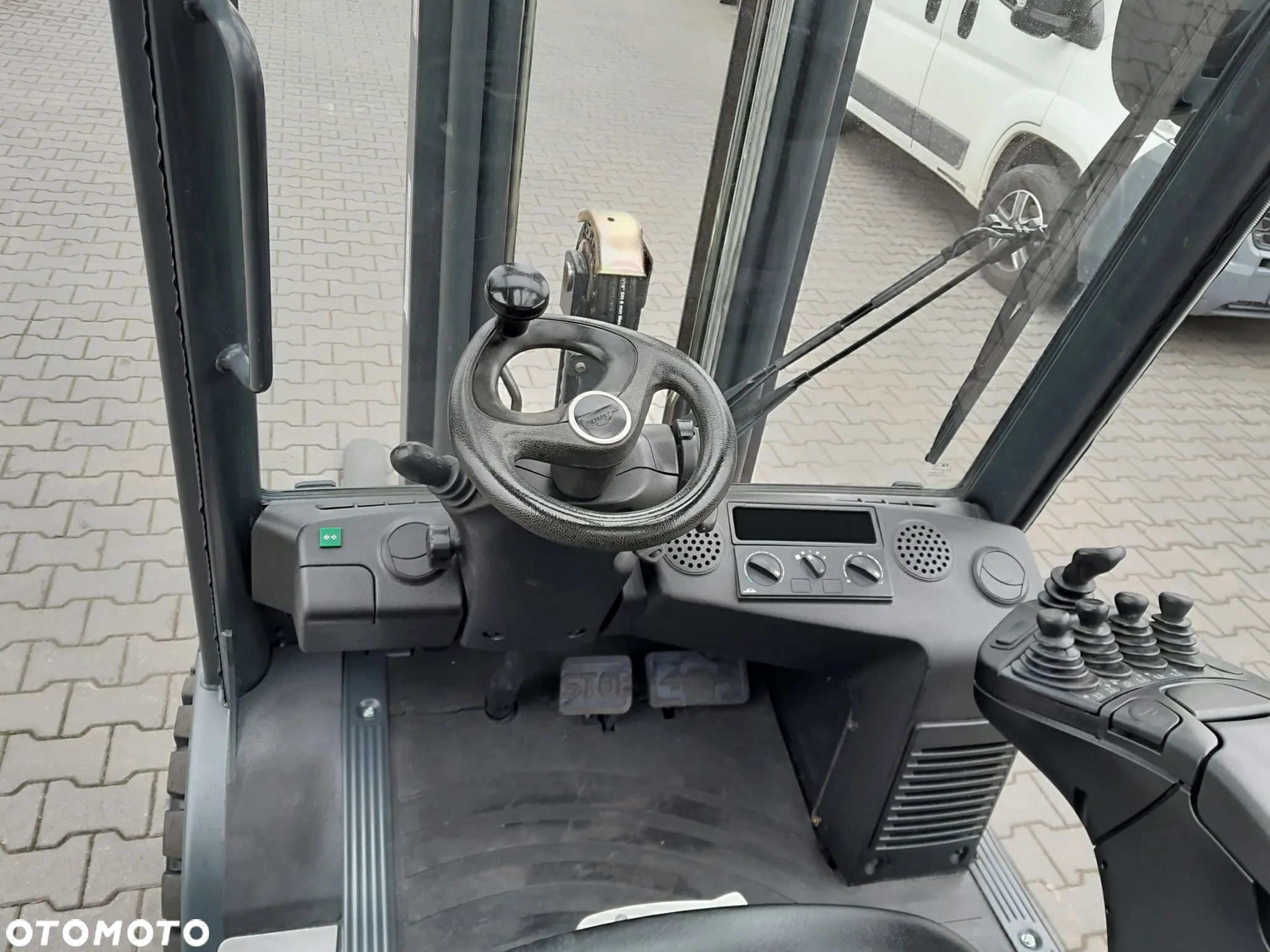 Linde H25T-02 - 5