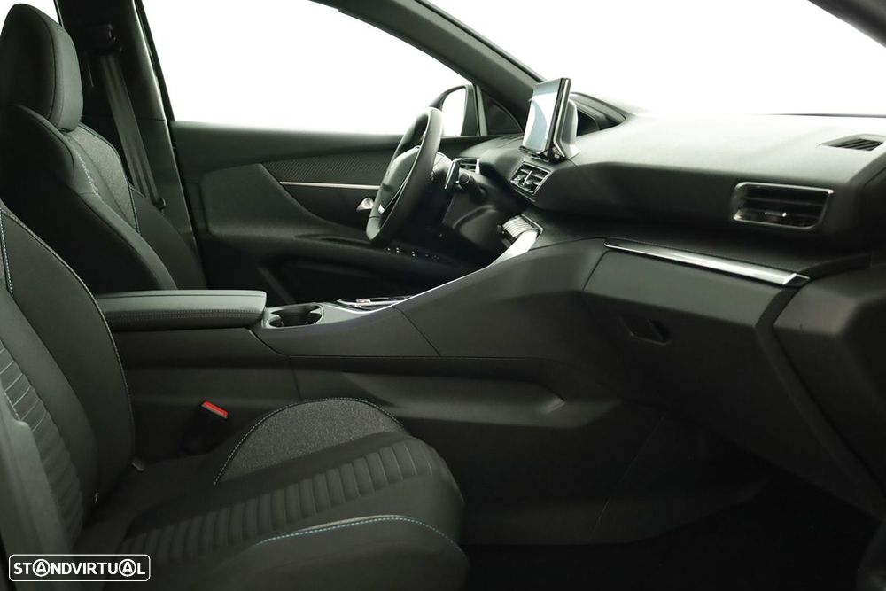 Peugeot 3008 1.6 Hybrid Allure e-EAT8 - 22