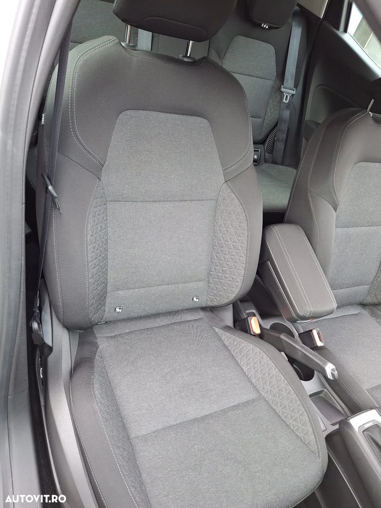 Renault Clio E-TECH Hybrid 140 BUSINESS EDITION - 26