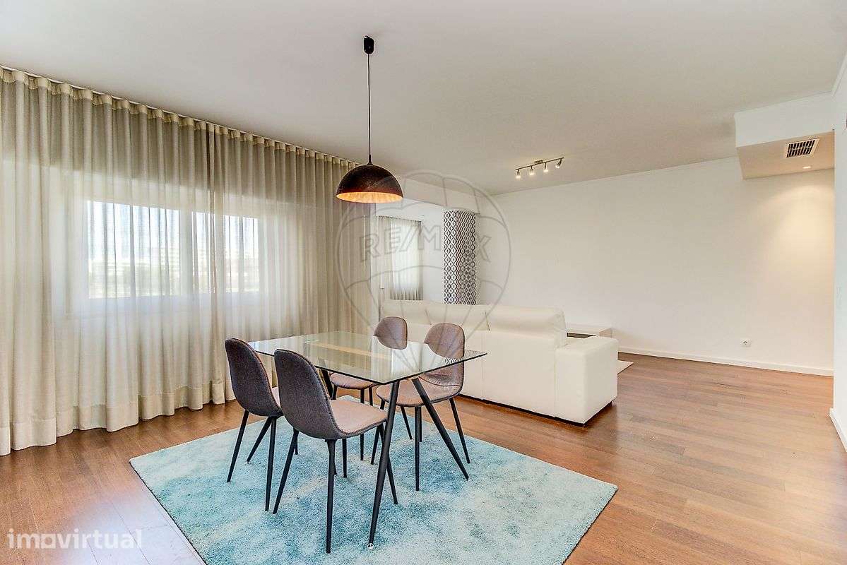 Apartamento T2 para arrendamento - Grande imagem: 4/25