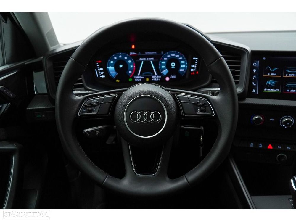 Audi A1 Sportback 30 TFSI Advanced S tronic - 19