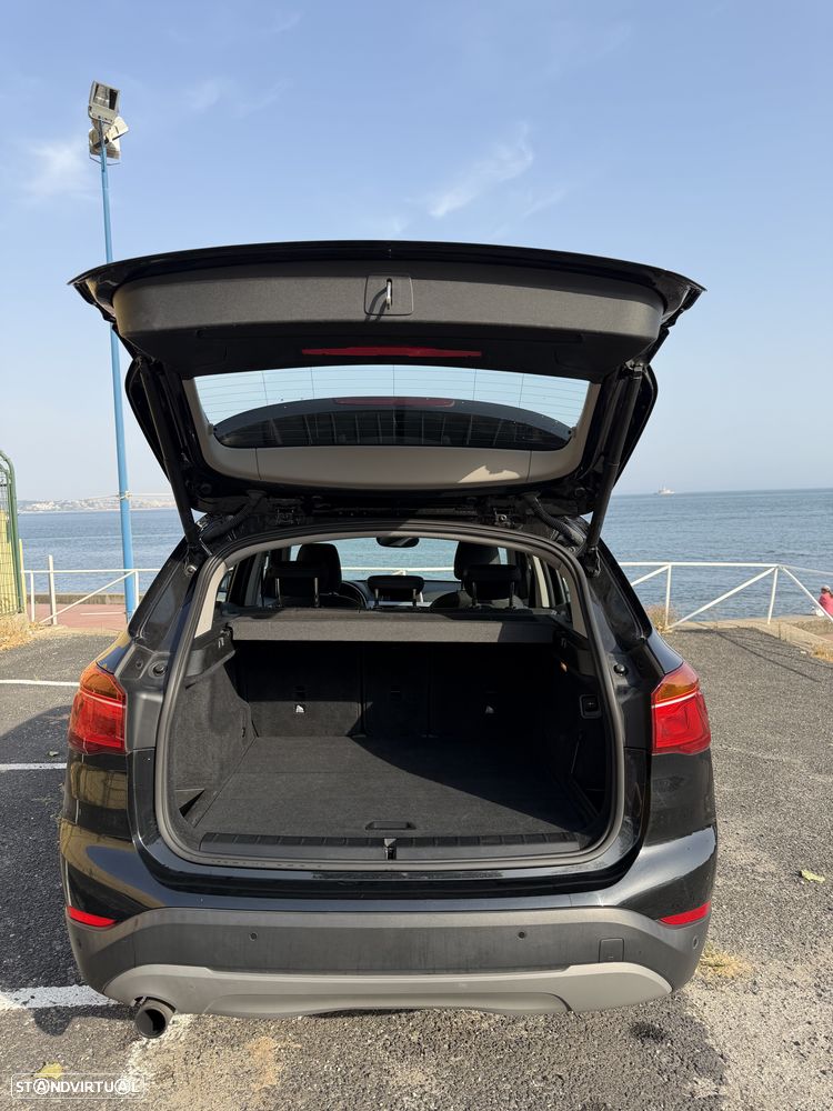 BMW X1 sDrive18i Advantage - 22