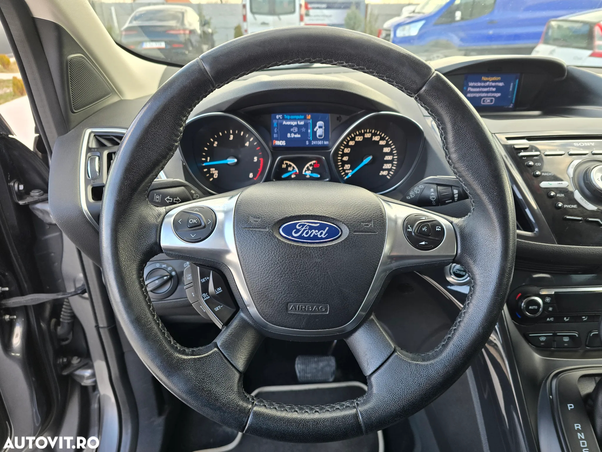 Ford Kuga 2.0 TDCi 4WD Powershift Titanium - 29