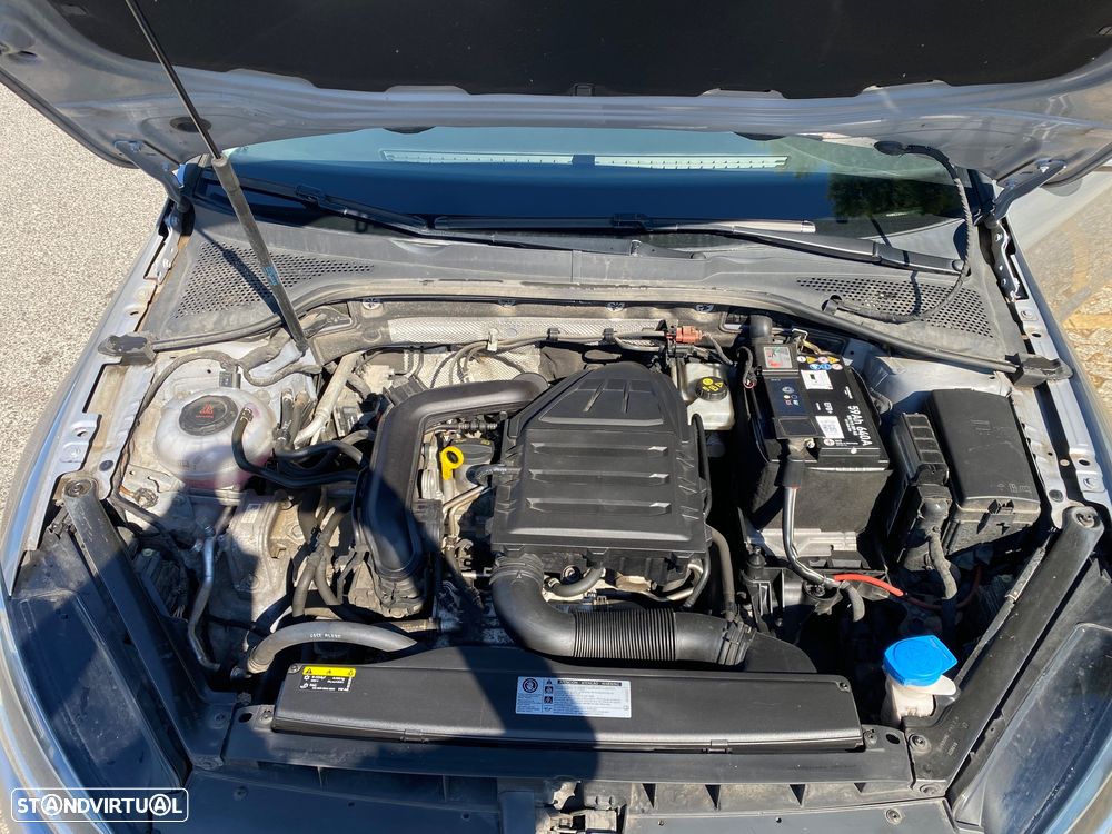 VW Golf Variant 1.0 TSI Confortline - 10