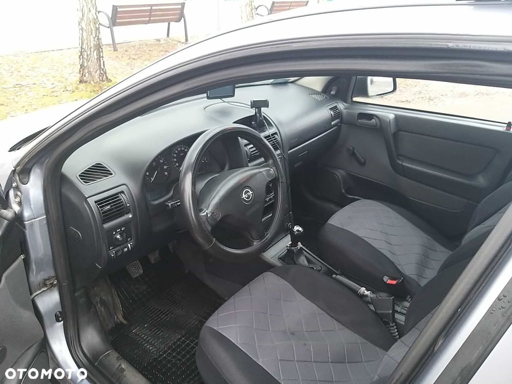 Opel Astra 1.4 - 6