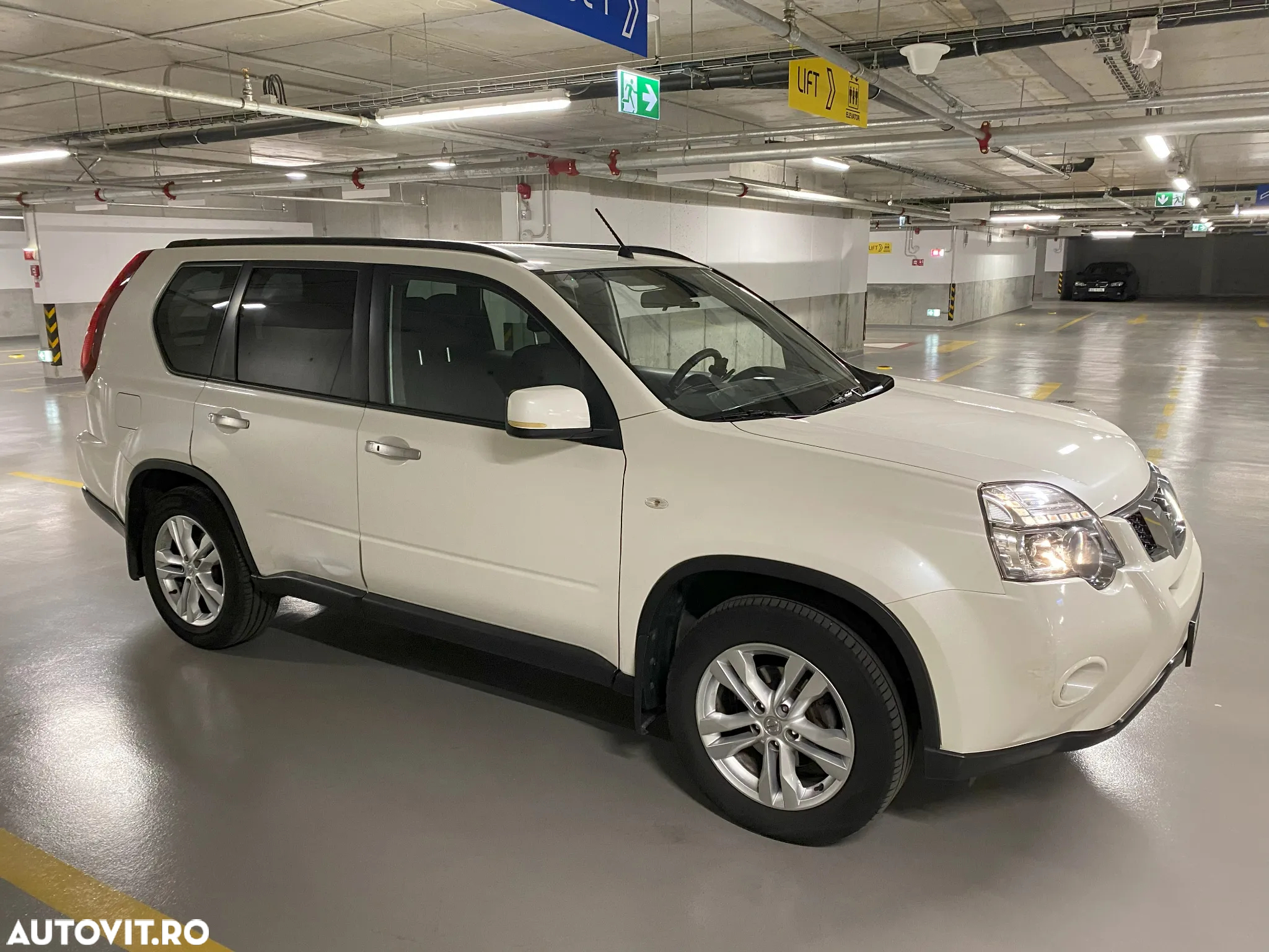 Nissan X-Trail - 4