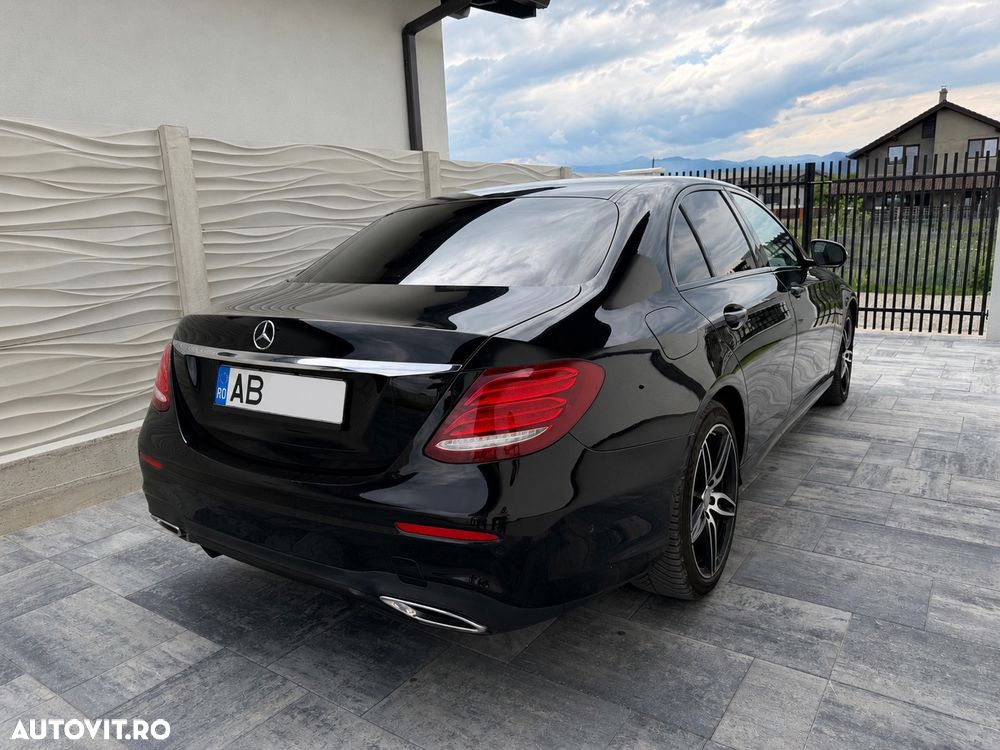 Mercedes-Benz E - 5