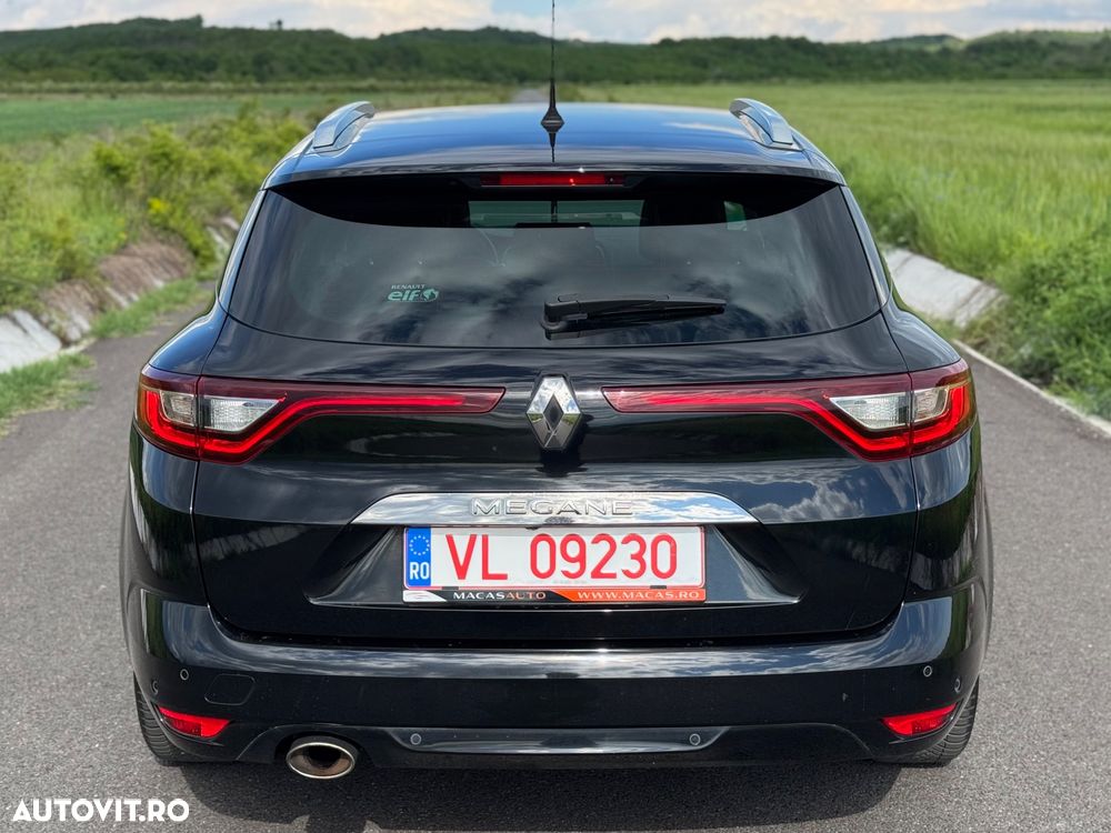 Renault Megane ENERGY TCe 160 EDC BOSE EDITION - 4