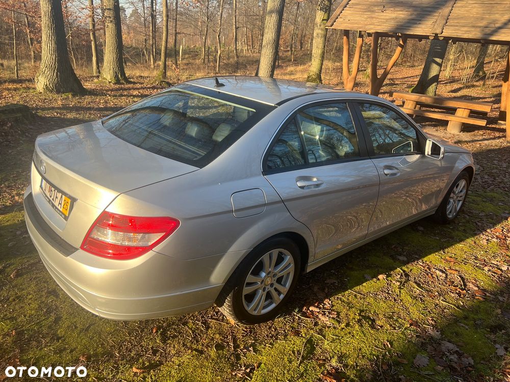 Mercedes-Benz Klasa C 180 Kompressor BlueEFFICIENCY Elegance - 10