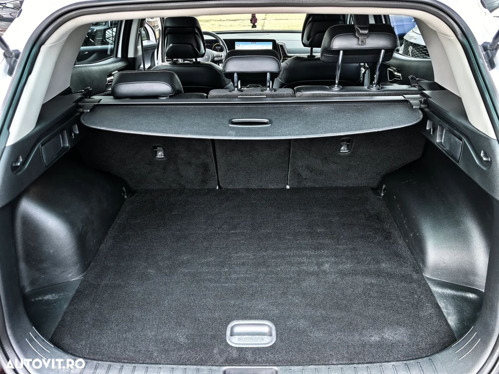 Kia Sportage 1.6T-GDI Hybrid 2WD Aut. Spirit - 28