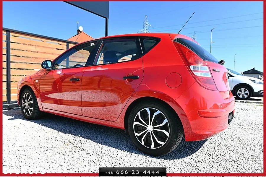 Hyundai i30 1.4 Blue Comfort - 9