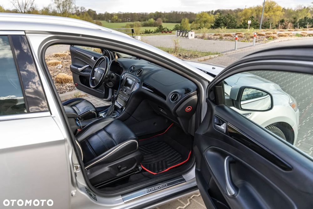 Ford Mondeo - 7