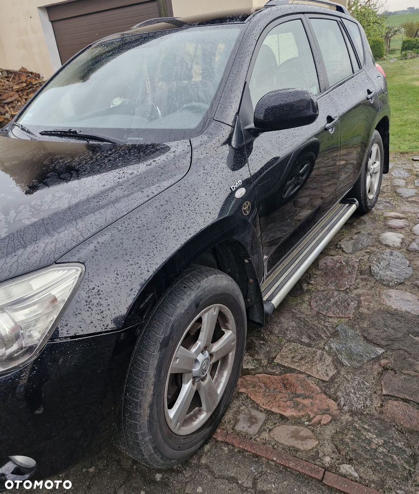 Toyota RAV4 2.2 D-4D Luna - 2