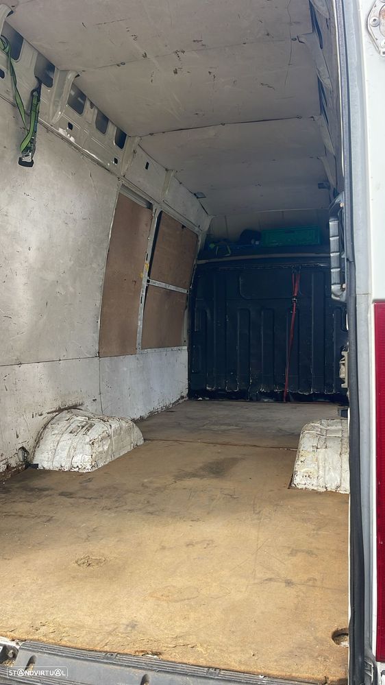 Iveco Daily 2.3 HPI 35C12SV 3600x1900 - 12