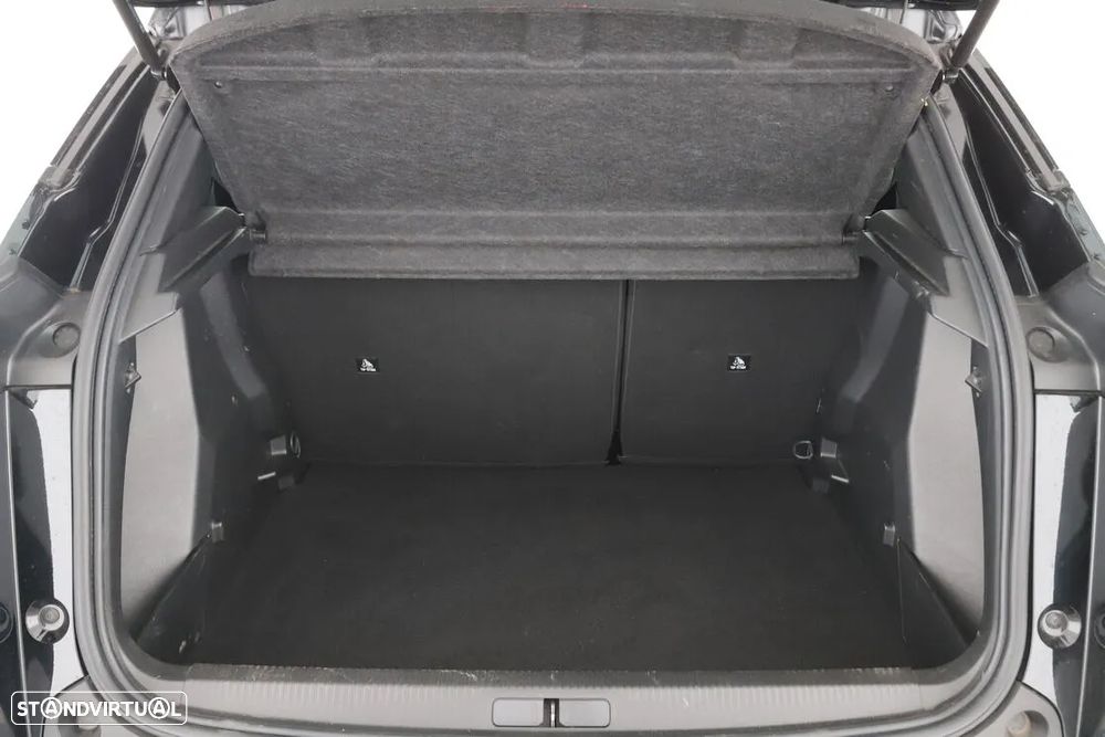 Peugeot 2008 PureTech 130 EAT8 Active - 12