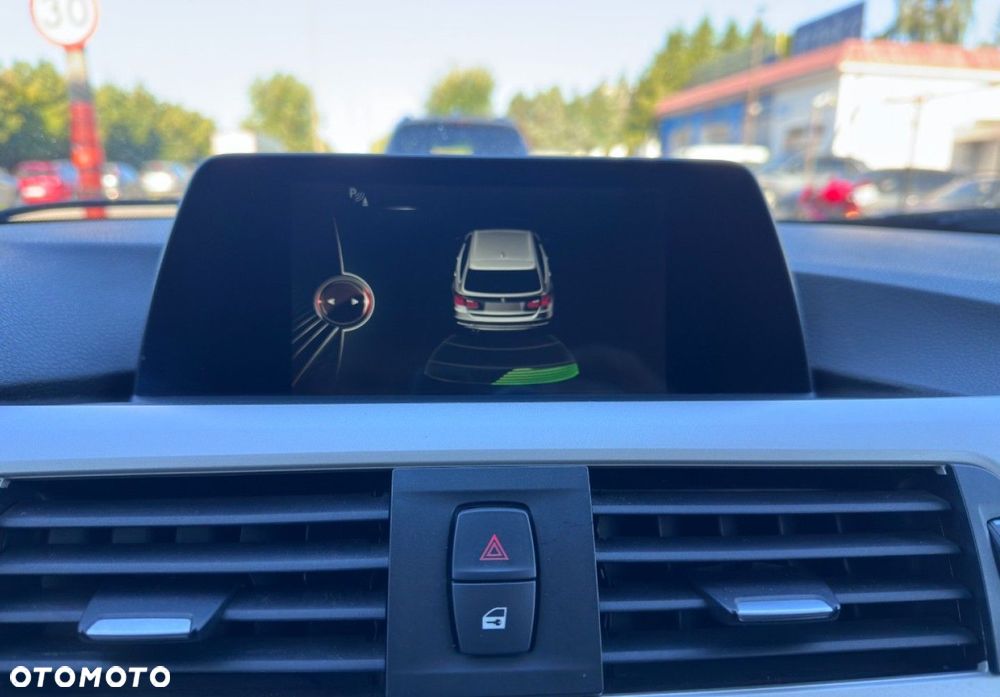 BMW Seria 3 - 16
