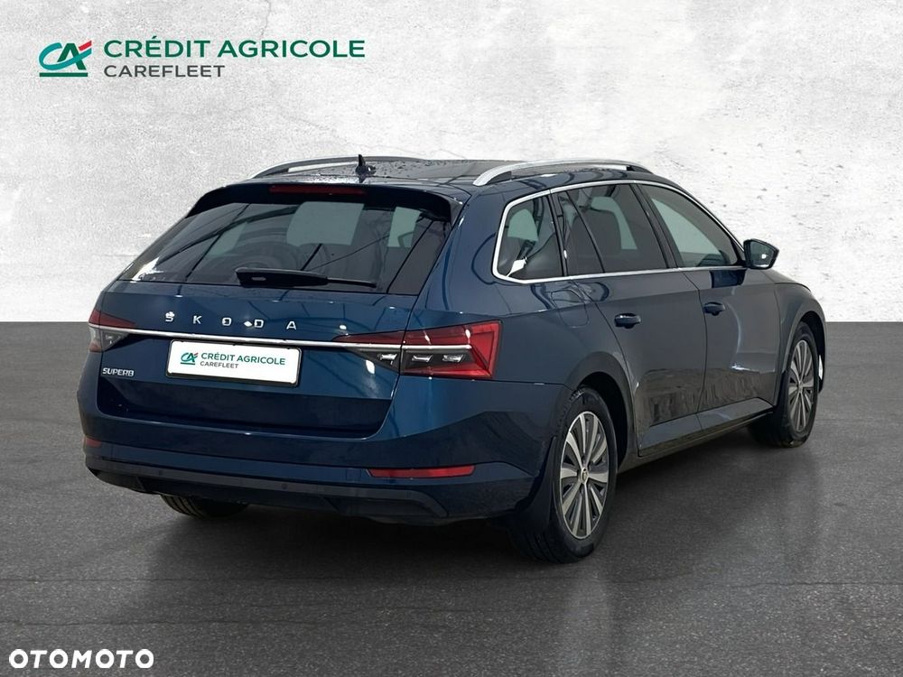 Skoda Superb 2023 photo 5