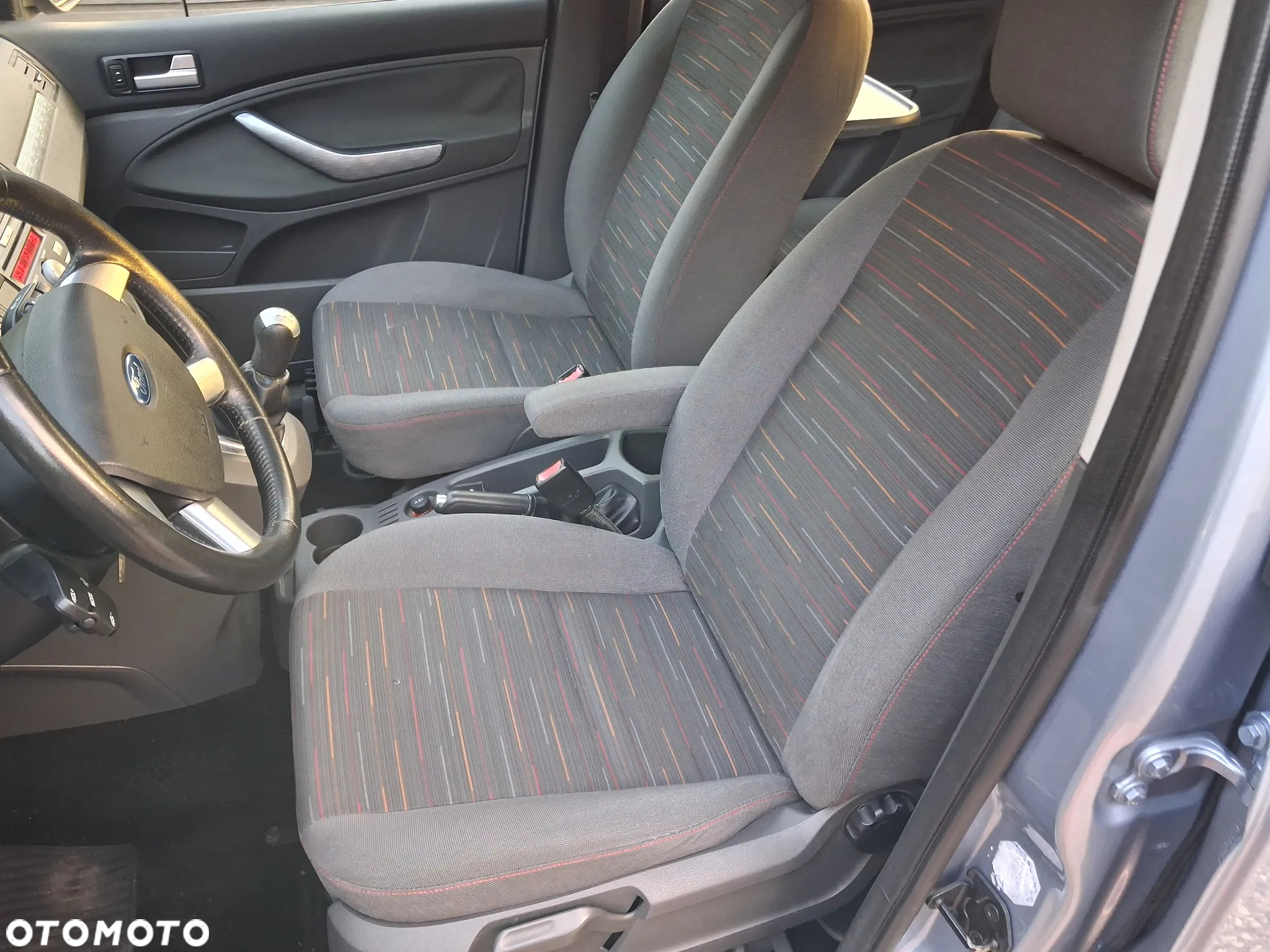 Ford C-MAX - 21