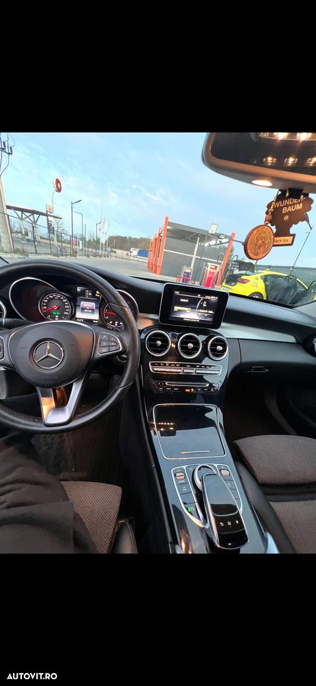Mercedes-Benz C 220 CDI DPF Automatik BlueEFFICIENCY Avantgarde - 6