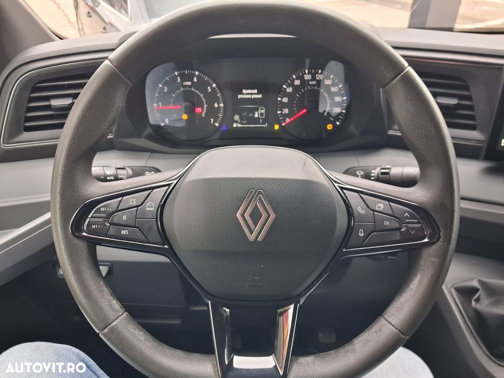 Renault Master Furgon Model Nou - 22