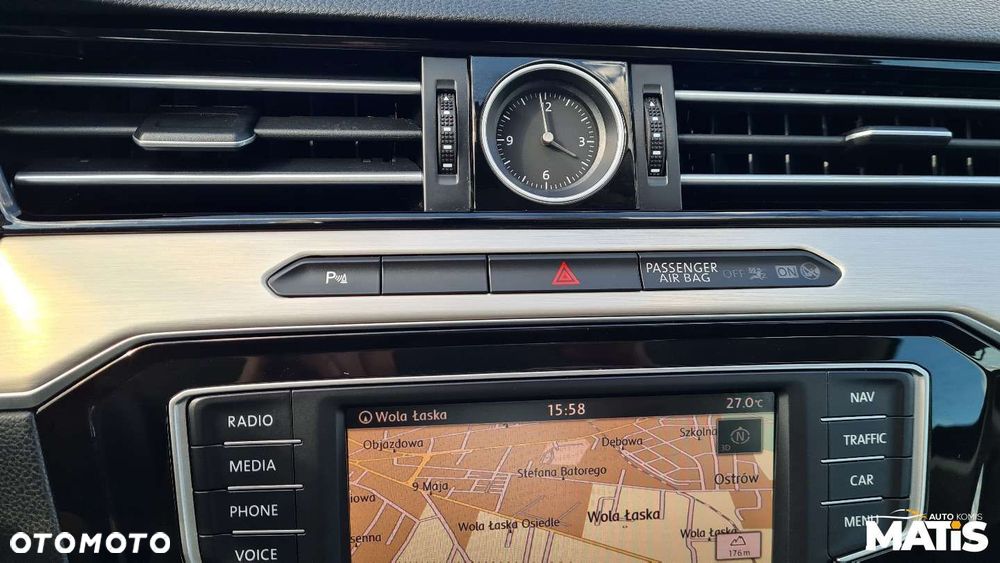 Volkswagen Passat - 37