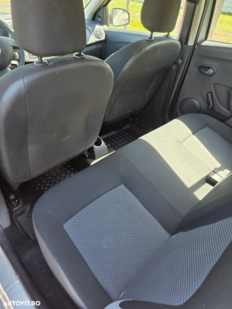 Dacia Sandero 0.9 Ambiance - 10