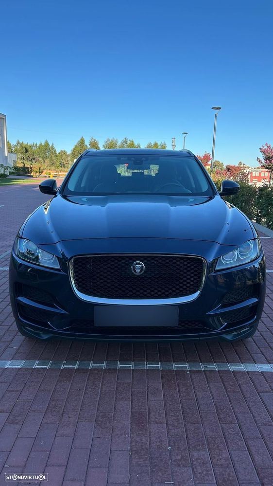 Jaguar F-Pace 2016 photo 2
