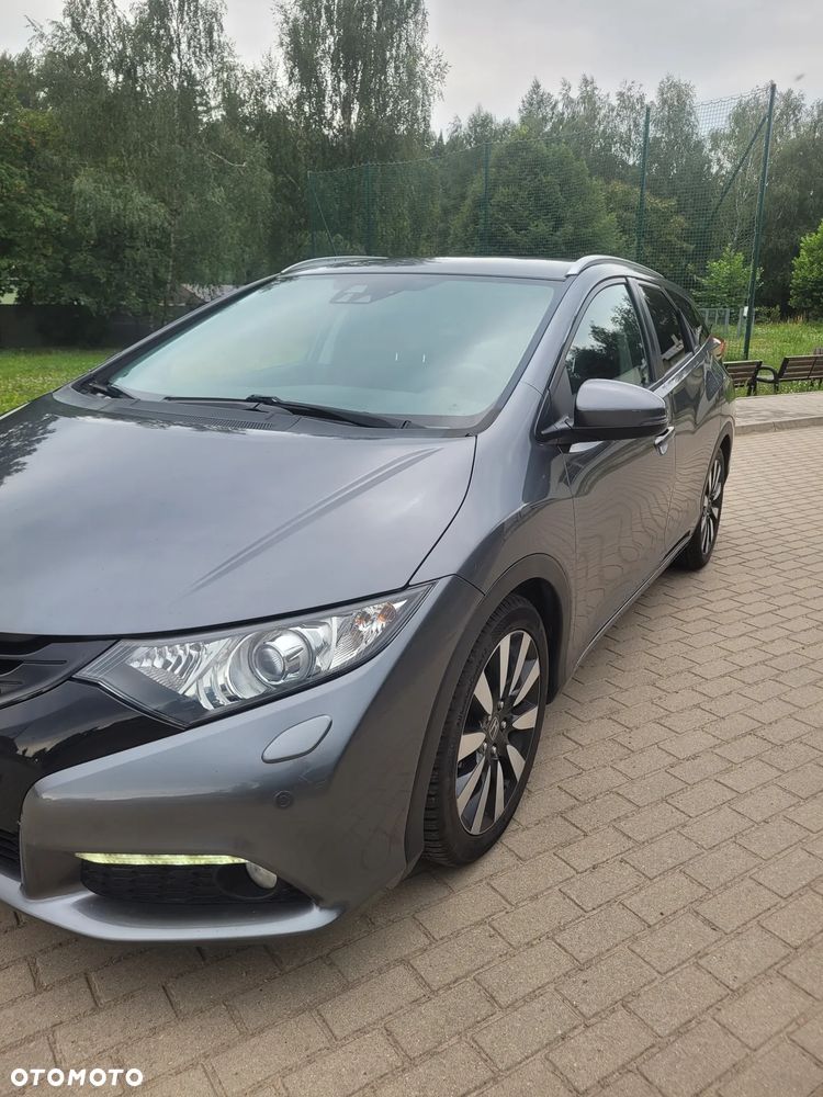 Honda Civic 1.8 i-VTEC Automatik Executive - 2