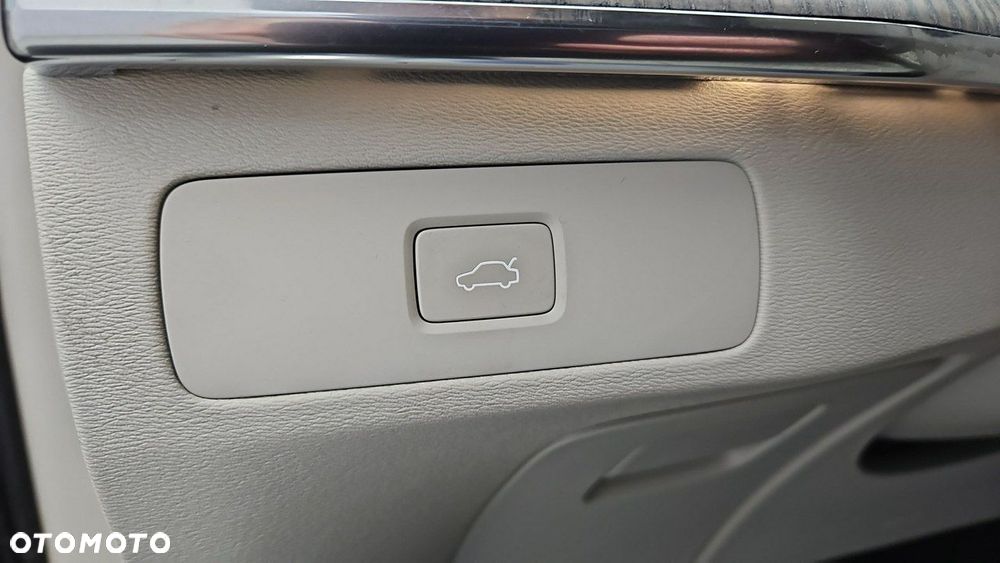 Volvo XC 90 B5 D AWD Plus Bright - 17