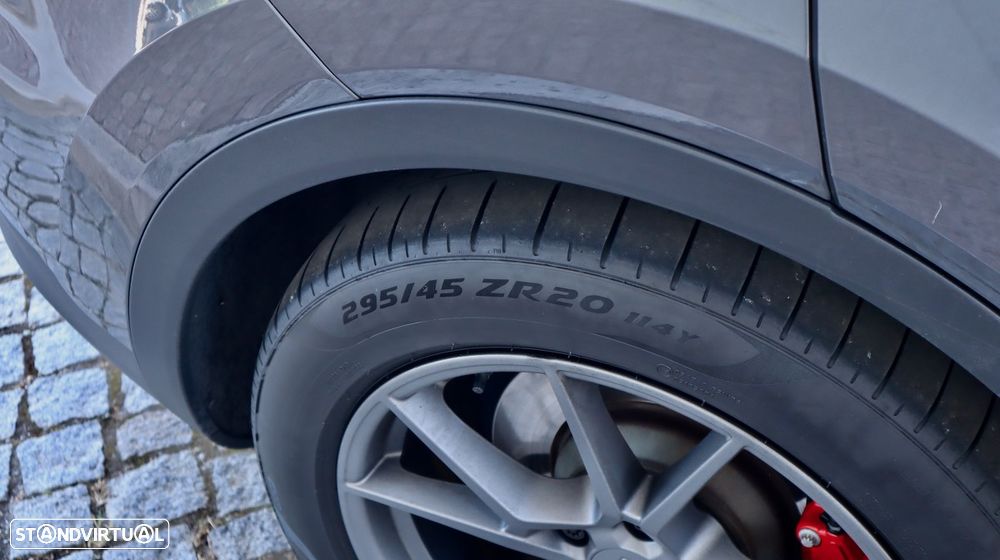 Porsche Cayenne S E-Hybrid - 59