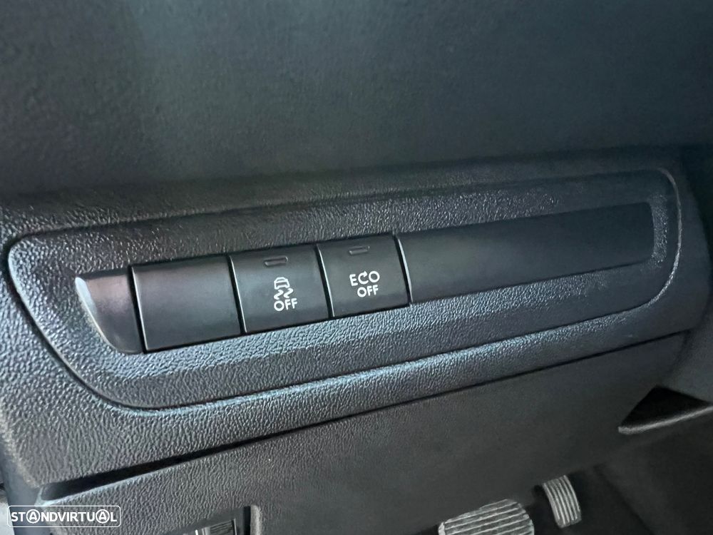 Peugeot 208 e-HDi 68 EGS5 Stop&Start Active - 16