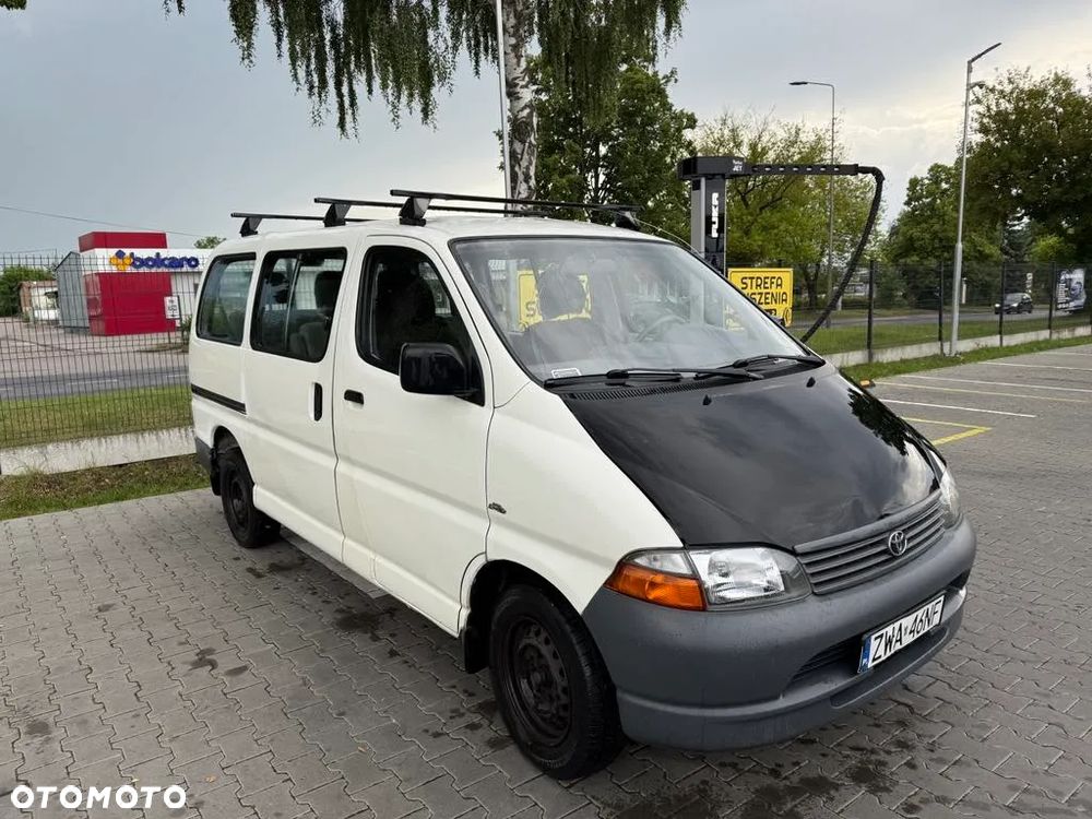 Toyota Hiace D-4D - 1