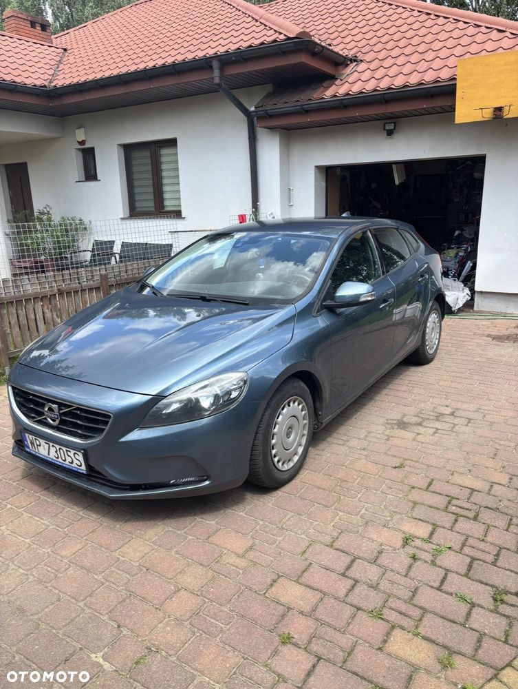 Volvo V40 D2 Base - 3