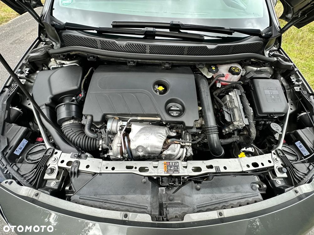 Opel Astra 1.6 Turbo Start/Stop ON - 35