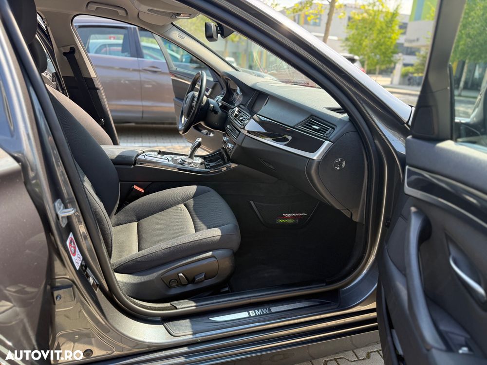 BMW Seria 5 520d AT - 15
