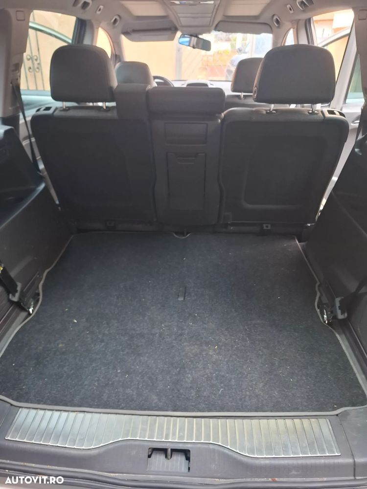 Opel Zafira - 17